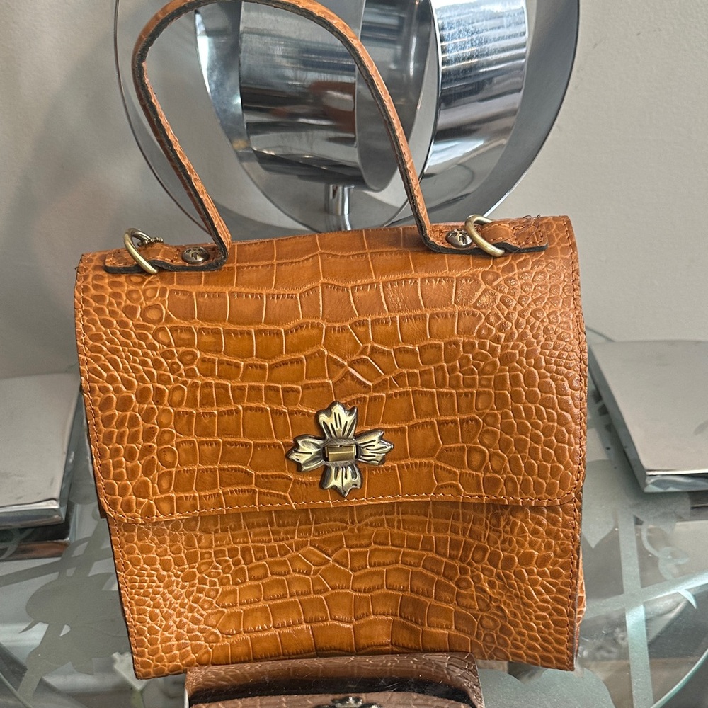 Patricia Nash croco Elmira multi compartment crossbody cognac leather bag